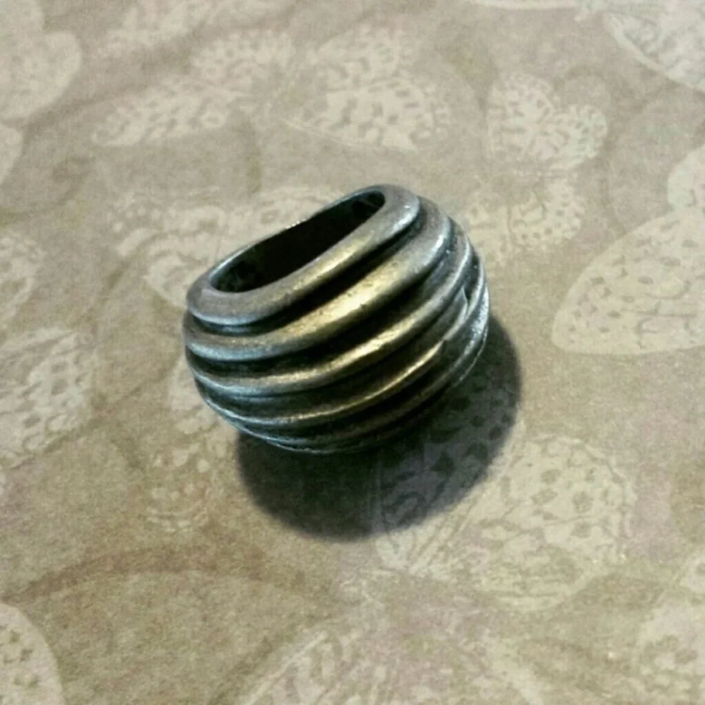 Antiqued Silver Tone Leveled Boulder Ring …